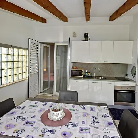 Maja For Max 5 Persons With Pool Gulici, Pet Friendly Poreč
