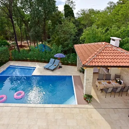 Maja For Max 5 Persons With Pool Gulici, Pet Friendly *